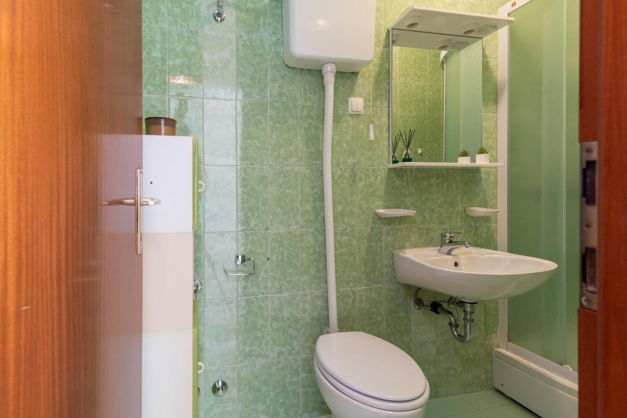 Bikaca 1 Apartment Trogir Exterior photo