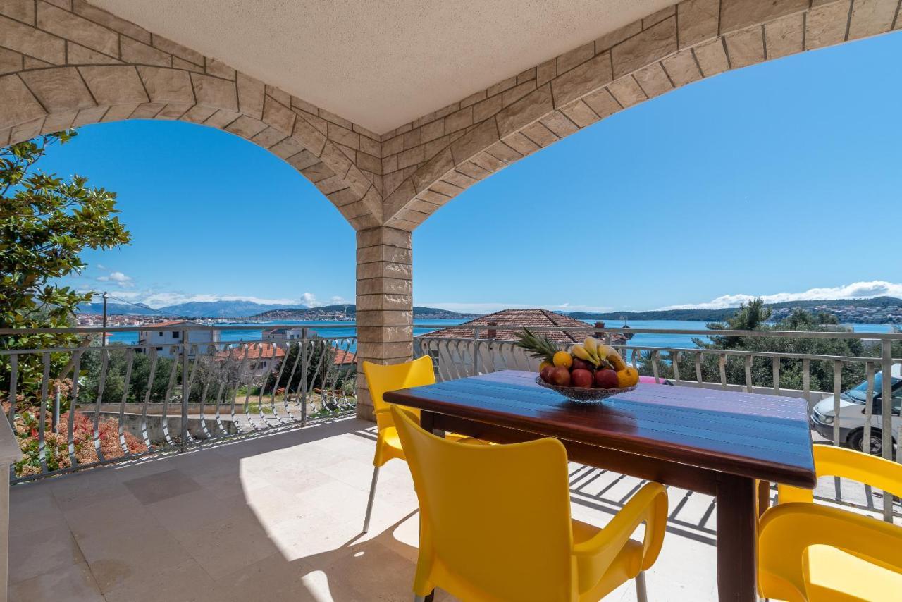 Bikaca 1 Apartment Trogir Exterior photo